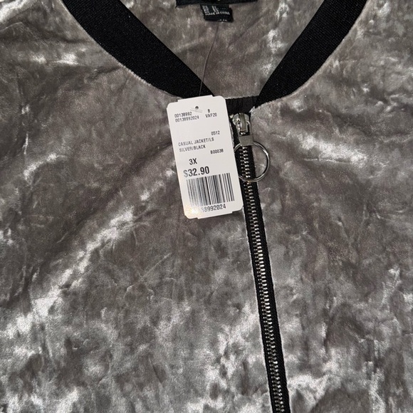 Crush Velvet Jacket - Picture 4 of 4